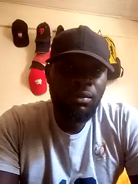 Snapshot of ClinDi chatting on 24, 4, 2026 ClinDi online show from 24, 4, 2026