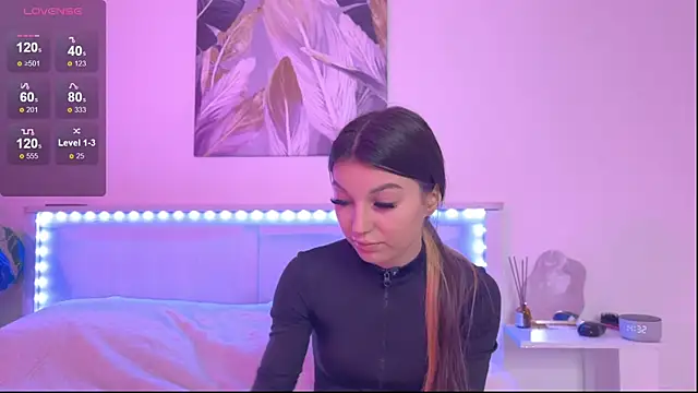 Veronica leal online show from 3, 11, 2025