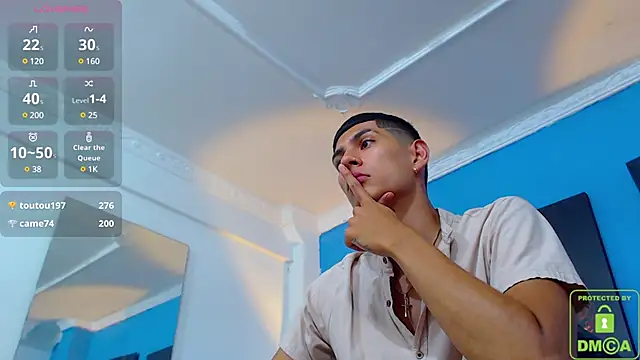 Snapshot of Valerio_20 chatting on 4, 12, 2024 Valerio 20 online show from 4, 12, 2024