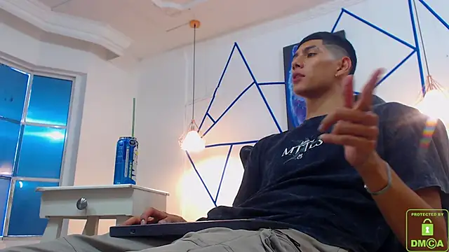 Snapshot of Valerio_20 chatting on 21, 12, 2024 Valerio 20 online show from 21, 12, 2024