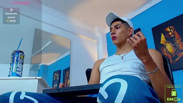 Snapshot of Valerio_20 chatting on 30, 12, 2024 Valerio 20 online show from 30, 12, 2024