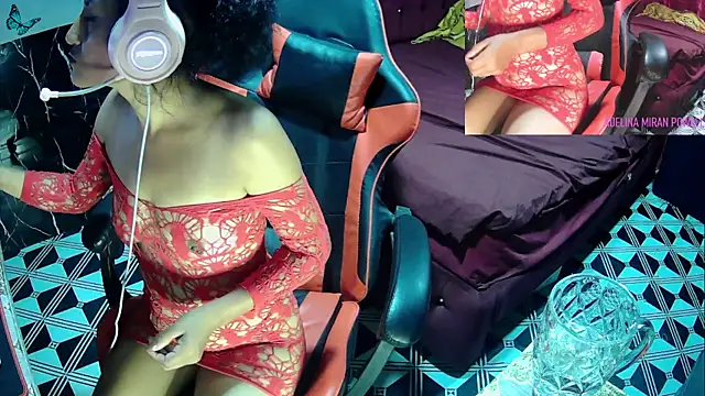 AdelinaMiran90 online show from 26, 1, 2025