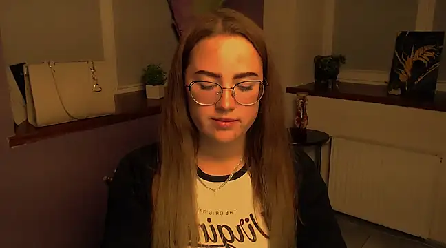 luxie milady online show from 30, 12, 2024