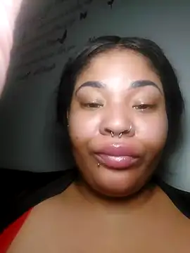 Snapshot of uniquechina69 chatting on 13, 12, 2024 uniquechina69 online show from 13, 12, 2024