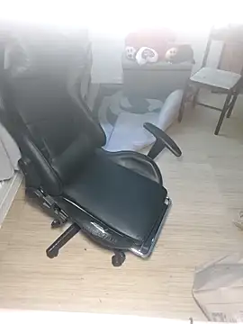 Snapshot of uniquechina69 chatting on 27, 2, 2025 uniquechina69 online show from 27, 2, 2025