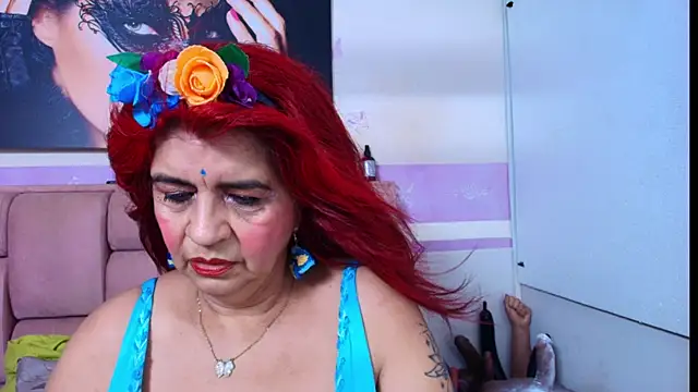 Snapshot of RoxetteMature chatting on 17, 4, 2026 RoxetteMature online show from 17, 4, 2026
