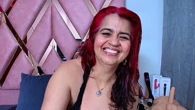 Snapshot of RoxetteMature chatting on 21, 6, 2026 RoxetteMature online show from 21, 6, 2026