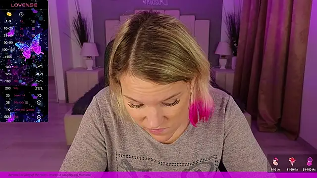 Snapshot of EVAshinyGIRL chatting on 28, 12, 2024 EVAshinyGIRL online show from 28, 12, 2024