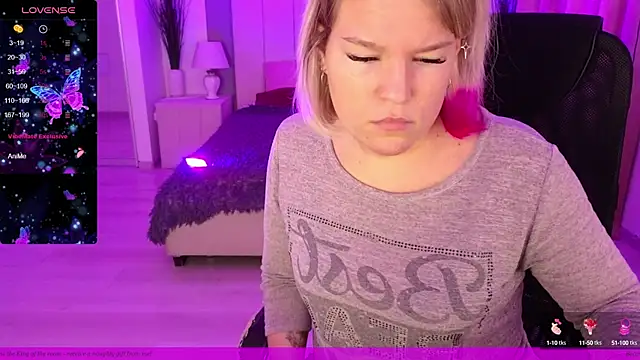 Snapshot of EVAshinyGIRL chatting on 24, 1, 2025 EVAshinyGIRL online show from 24, 1, 2025