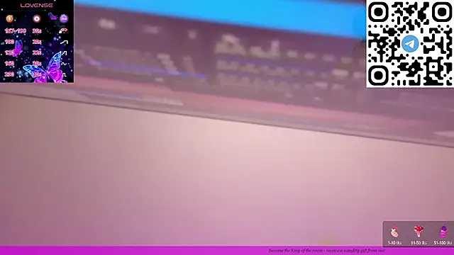 Snapshot of EVAshinyGIRL chatting on 12, 2, 2025 EVAshinyGIRL online show from 12, 2, 2025