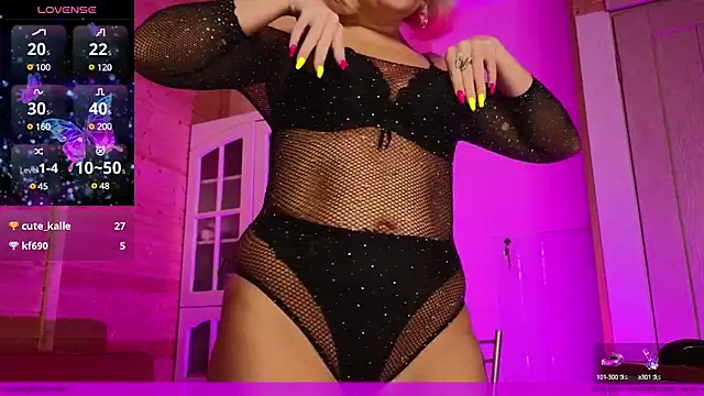 Snapshot of EVAshinyGIRL chatting on 5, 3, 2025 EVAshinyGIRL online show from 5, 3, 2025