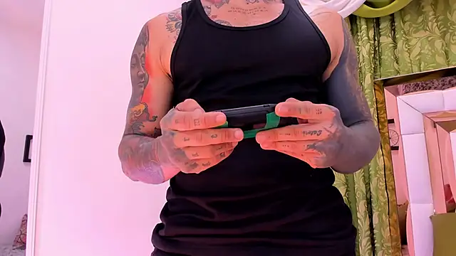 dilan scootk  online show from 14, 12, 2025