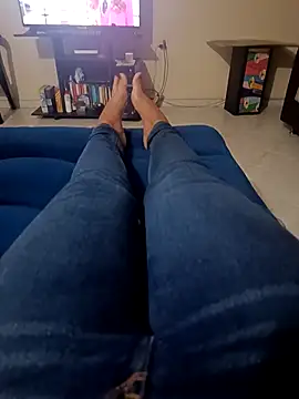 carlajames  online show from 25, 3, 2026