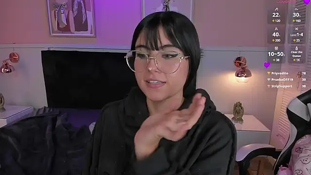 naoko kirino online show from 28, 2, 2025