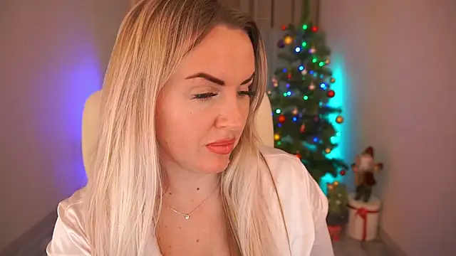 KiraCandyS online show from 23, 12, 2024