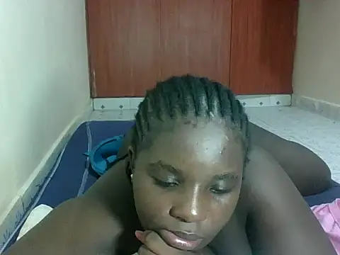 Snapshot of hotebbbyy chatting on 28, 4, 2026 hotebbbyy online show from 28, 4, 2026