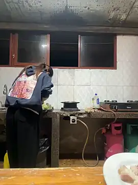 Hellen 111 online show from 3, 12, 2024