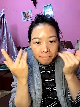 Hellen 111 online show from 6, 12, 2024