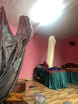 Hellen 111 online show from 10, 12, 2024