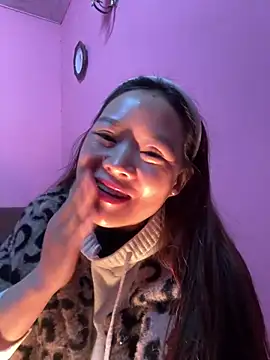 Hellen 111 online show from 13, 1, 2025