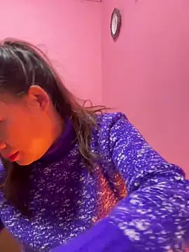 Hellen 111 online show from 15, 1, 2025