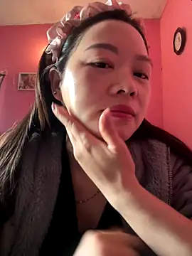 Hellen 111 online show from 27, 9, 2025