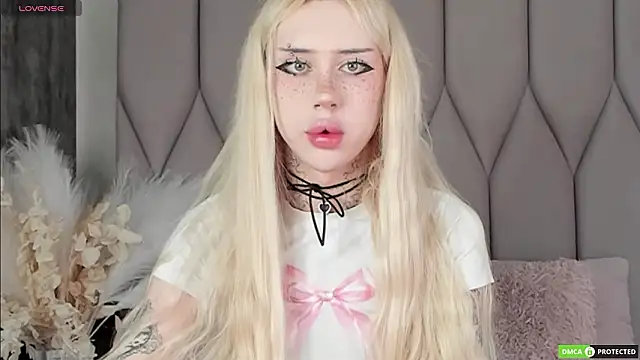 Snapshot of Joy_Barker chatting on 3, 2, 2026 Joy Barker online show from 3, 2, 2026