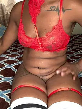 Snapshot of WyvaxxNikkie chatting on 10, 1, 2025 WyvaxxNikkie online show from 10, 1, 2025