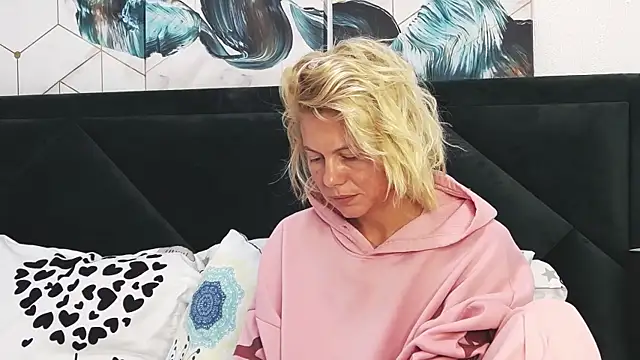 tanyagrey online show from 19, 9, 2025