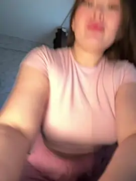 Snapshot of your_toxic_cum chatting on 4, 7, 2026 your toxic cum online show from 4, 7, 2026