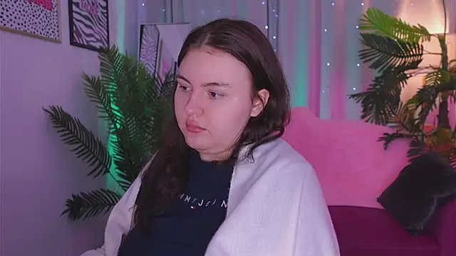 Snapshot of Mia__Peach chatting on 13, 3, 2025 Mia Peach online show from 13, 3, 2025