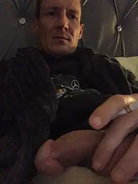 Snapshot of TheSouthernKing chatting on 15, 7, 2026 TheSouthernKing online show from 15, 7, 2026