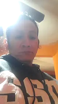 miicheele32 online show from 1, 2, 2025