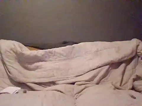 Snapshot of SmallGoodNutts chatting on 4, 2, 2025 SmallGoodNutts online show from 4, 2, 2025