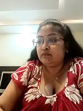 Snapshot of LAVERNIYA_ chatting on 1, 1, 2025 LAVERNIYA  online show from 1, 1, 2025
