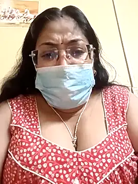 Snapshot of LAVERNIYA_ chatting on 9, 3, 2025 LAVERNIYA  online show from 9, 3, 2025