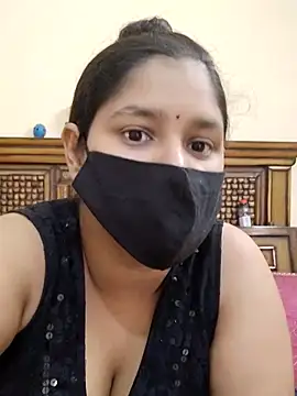 IND COUPLE1 online show from 5, 3, 2025