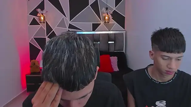 Juan Nd Steven online show from 4, 2, 2026