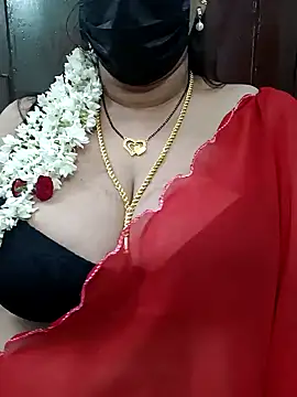 Snapshot of ashikaa_r chatting on 29, 12, 2024 ashikaa r online show from 29, 12, 2024