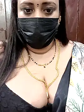 Snapshot of ashikaa_r chatting on 3, 1, 2025 ashikaa r online show from 3, 1, 2025