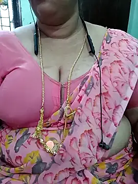 Snapshot of ashikaa_r chatting on 14, 5, 2026 ashikaa r online show from 14, 5, 2026