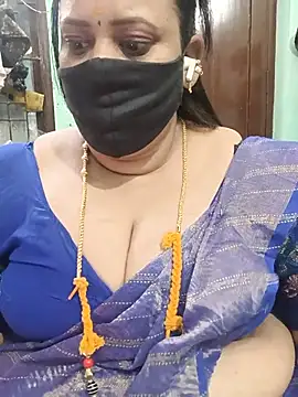 Snapshot of ashikaa_r chatting on 2, 8, 2026 ashikaa r online show from 2, 8, 2026