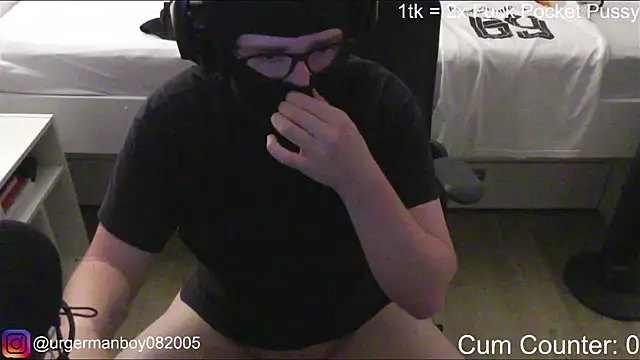 Snapshot of HornyTeenBoy64 chatting on 19, 7, 2026 HornyTeenBoy64 online show from 19, 7, 2026