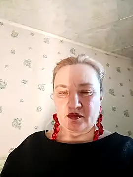 Snapshot of HelenaGlossX chatting on 17, 2, 2025 HelenaGlossX online show from 17, 2, 2025