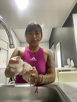 luisa16xxx online show from 1, 3, 2025