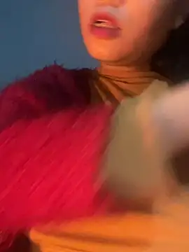 Snapshot of Laura8910 chatting on 13, 12, 2024 Laura8910 online show from 13, 12, 2024