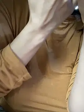 Snapshot of Laura8910 chatting on 13, 3, 2025 Laura8910 online show from 13, 3, 2025