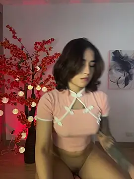 VictoriaHiill online show from 16, 4, 2026