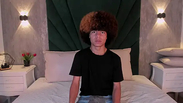 Snapshot of Alexiis_Etereo chatting on 5, 2, 2026 Alexiis Etereo online show from 5, 2, 2026