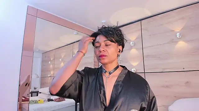 martina touss online show from 24, 10, 2025